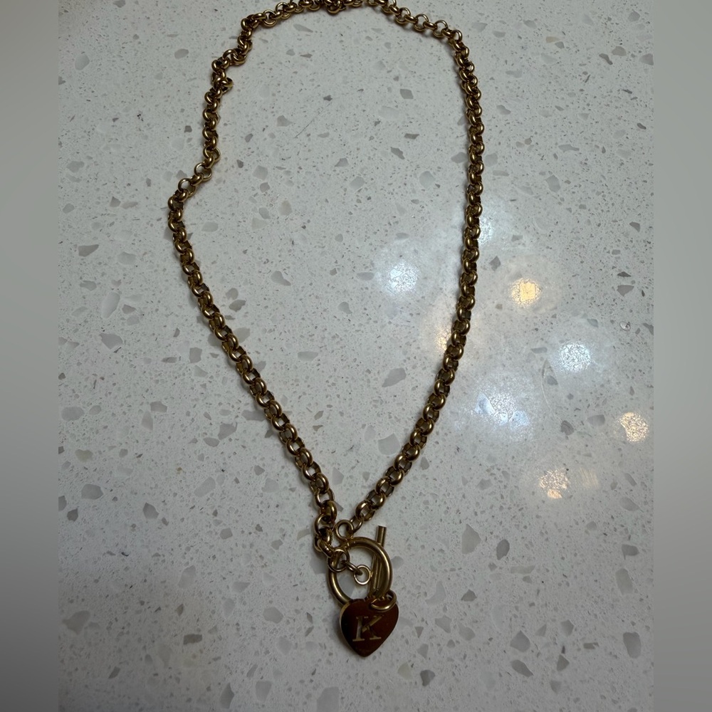 Gold Chain Necklace with Heart Pendant